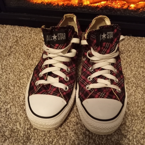 Mens/ womens plaid converse